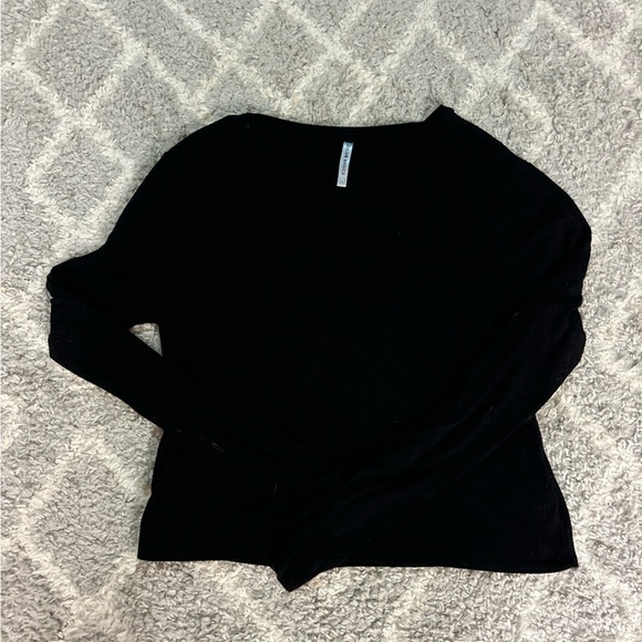 Black Long Sleeve Top - Picture 1 of 2